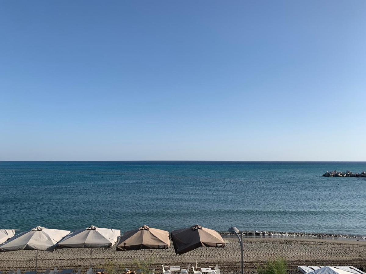 Central Urban Luxury Sea View Apt Since 2009 Ierapetra  Luaran gambar